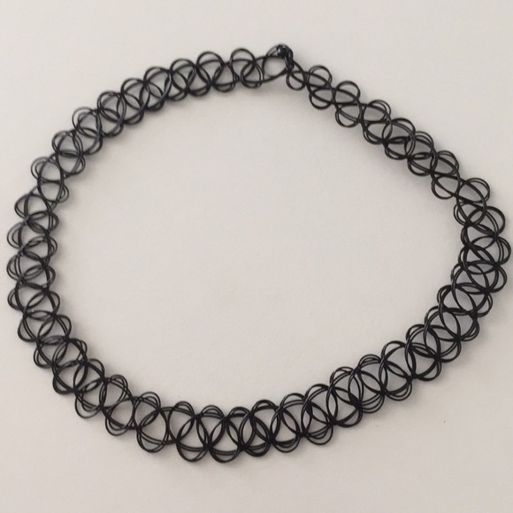 Choker - Picture 2 of 2